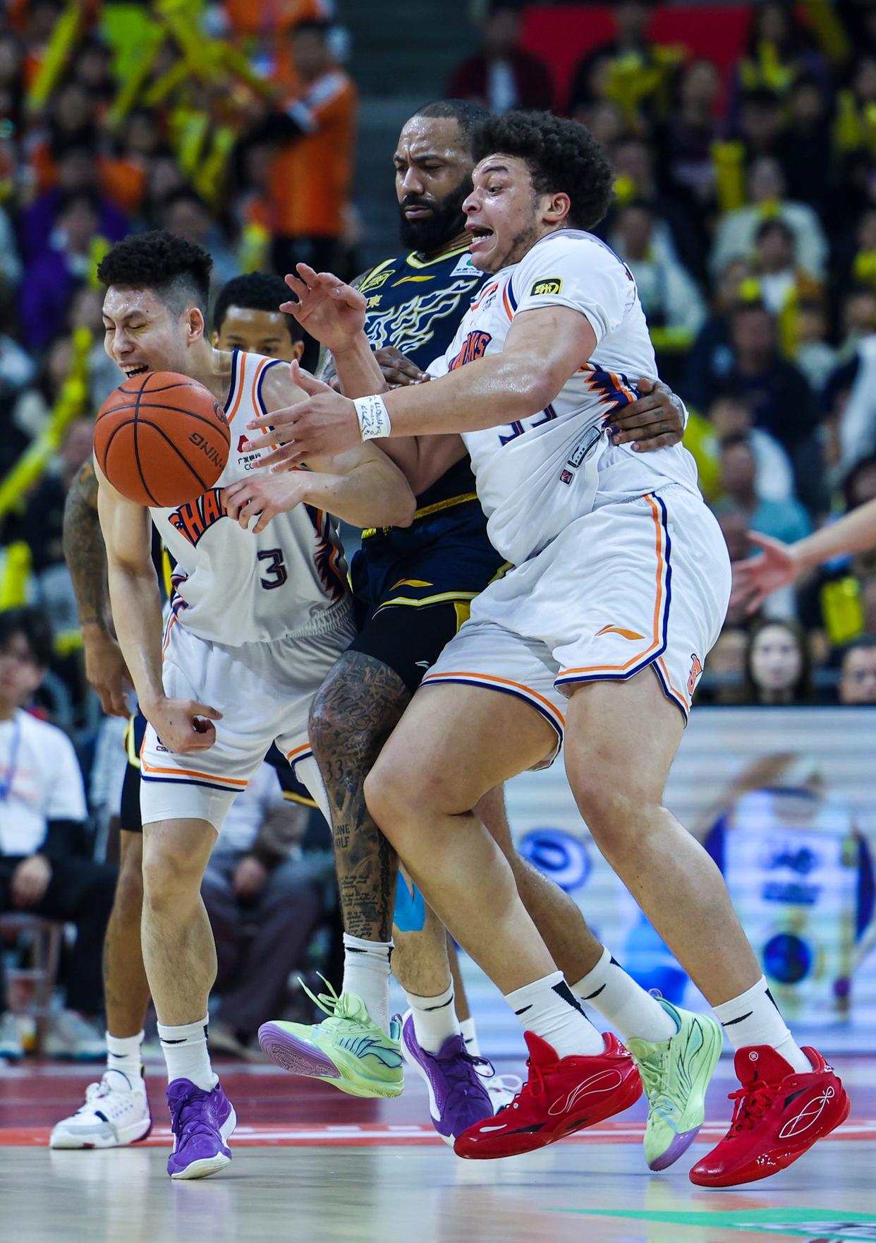 开云注册平台-包含CBA季后赛今晚走向成谜，波士顿凯尔特人迎来里程碑，压力陡增，心理建设被强调的词条