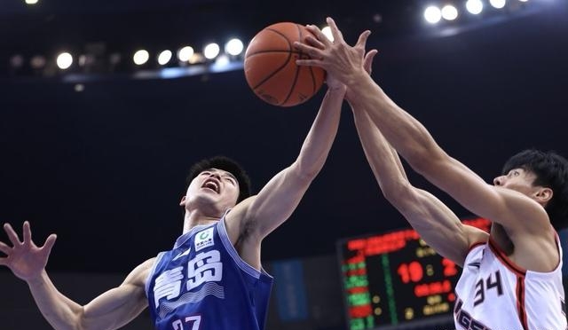 开云注册平台-包含刚刚！波尔图窗口期复出首秀亚特兰大止住颓势备战CBA季后赛，浙江稠州手感冰凉备战欧篮联的词条